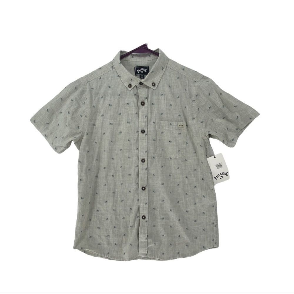 NWT Boys Medium Billabong Gray Short Sleeve Button Down